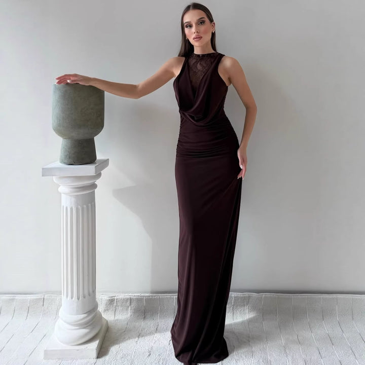Dame Elegant Maxikjole med elegant Halterneck-design og raffineret Spidslage Skovae