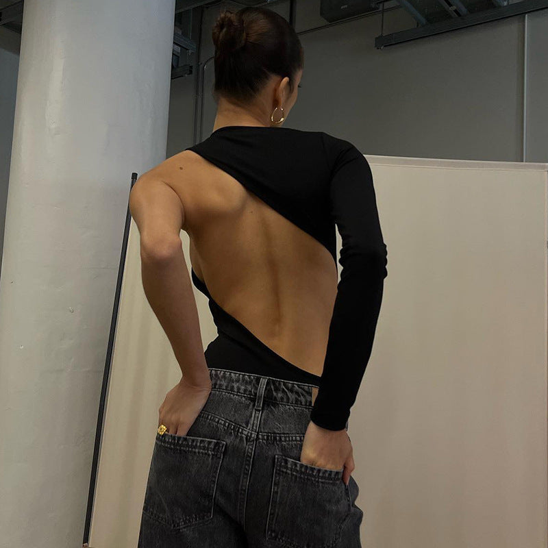 Dame overdel med dyb rygudskæring og asymmetrisk design Stilla