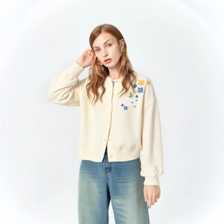 Kvinders afslappede sweater med blomsterbroderi design og løs pasform Stilla