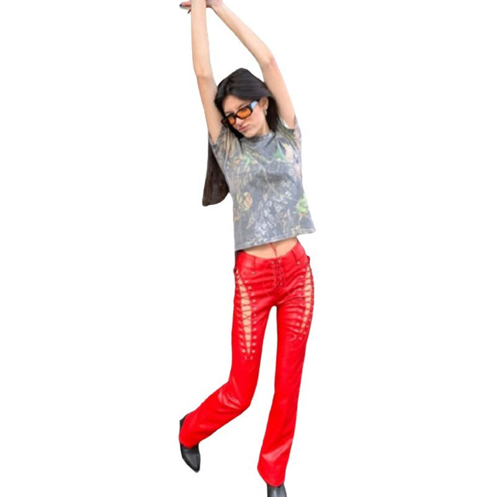 Dame Crop-Top med innovativt cut-out-design og lange ærmer Skovae