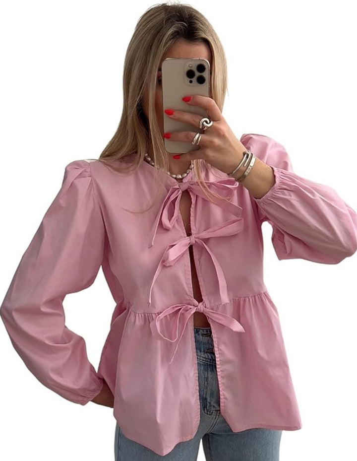 Damebluse med sløjfedetalje og løs pasform Stilla