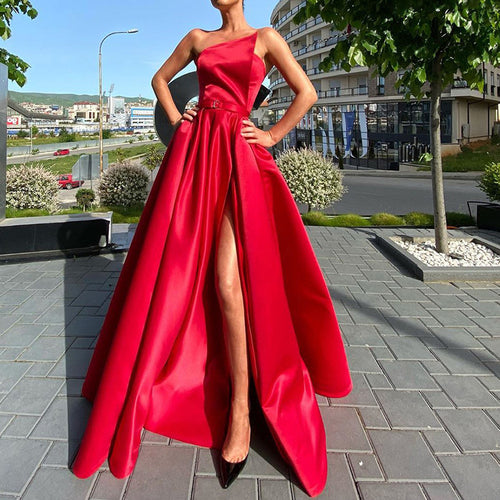 Dame Elegante Aftenkjole med asymmetrisk snit og høj splits Stilla