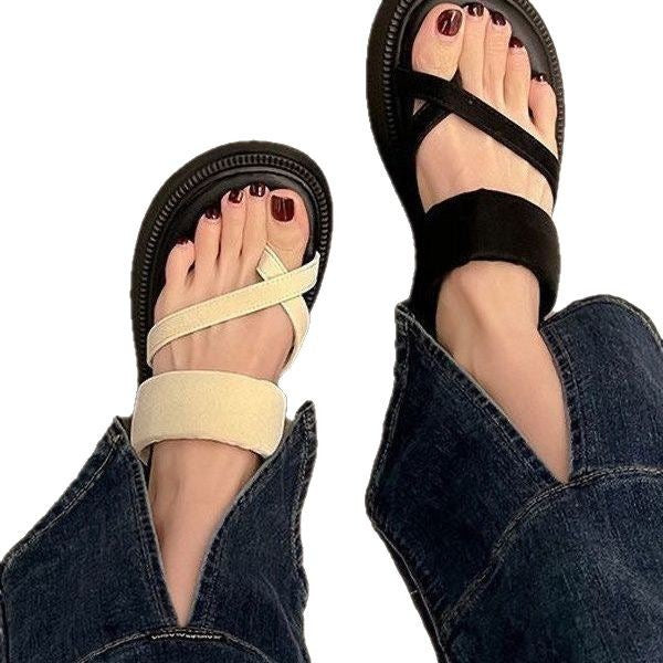 Dame Plateau-sandaletter med justerbare remme og moderigtigt design Stilla