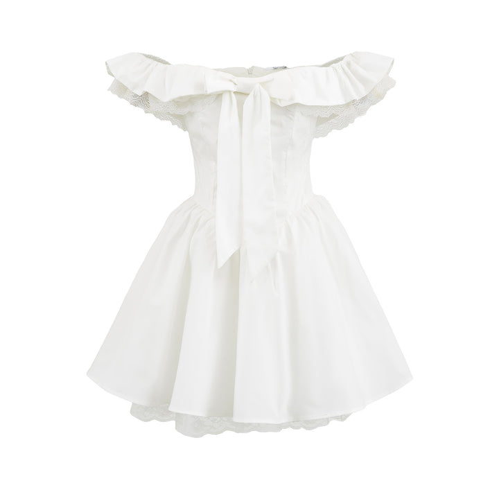 Femme Off-Shoulder Ruffle Mini Kjole med Sløjfedetalje Stilla
