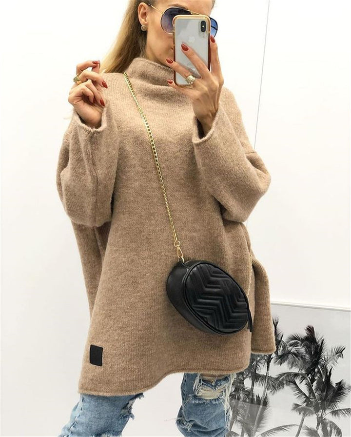 Dame generøst skåret strikpullover med bred manchet og moderne snit Stilla