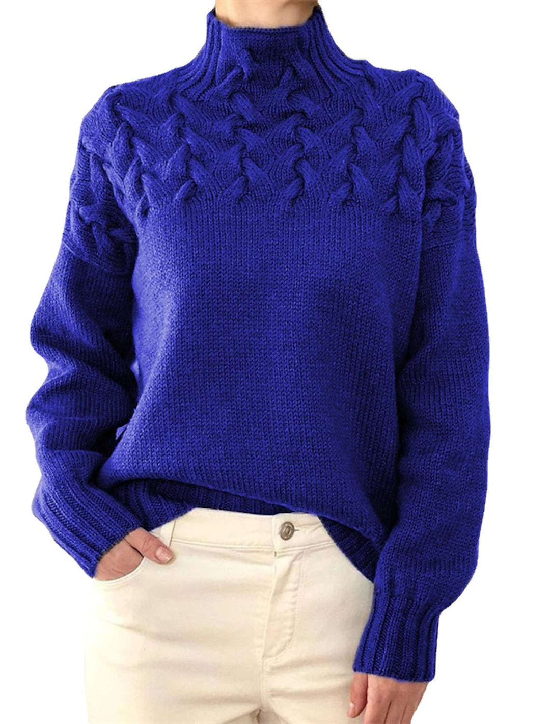 Dame grovstrikket pullover med ståkrave og fletmønster Stilla