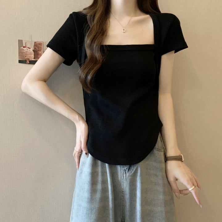 Femme Square Neck Fitted Top med flatterende snit Stilla