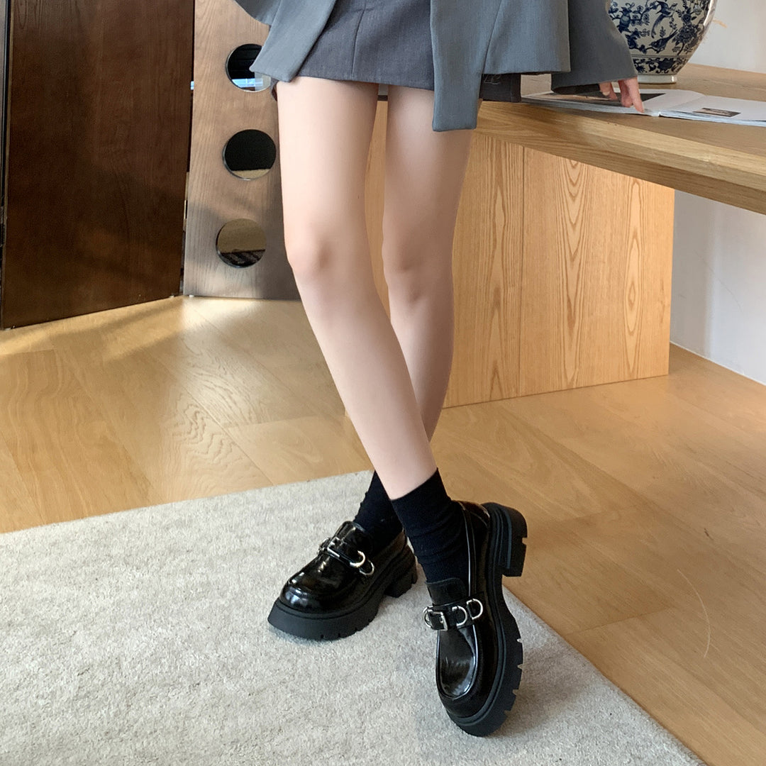 Femme Chunky Plattform Loafer med dekorativ spænde-detail Stilla