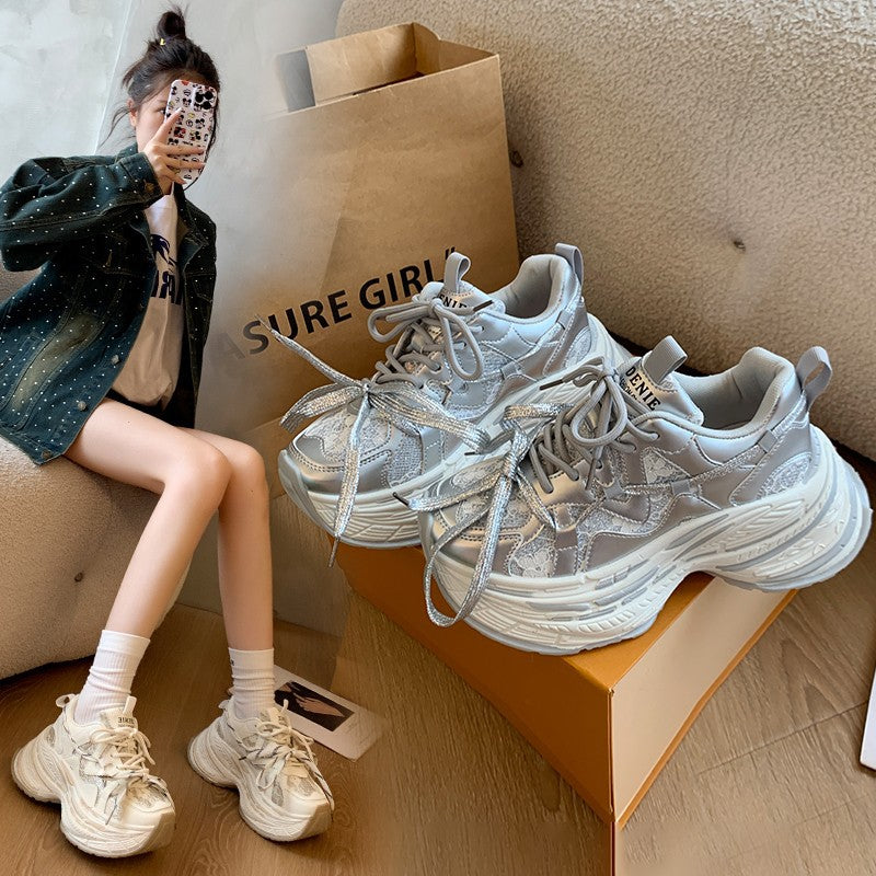 Dame Chunky Sneakers i moderne design med åndbart mesh-overflade Stilla
