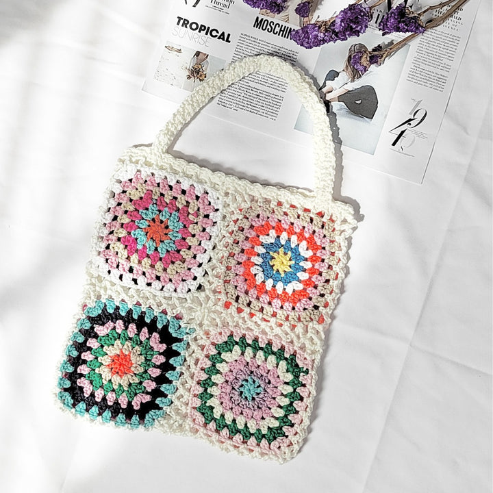 Dame hækle håndtaske i det karakteristiske granny square design Stilla