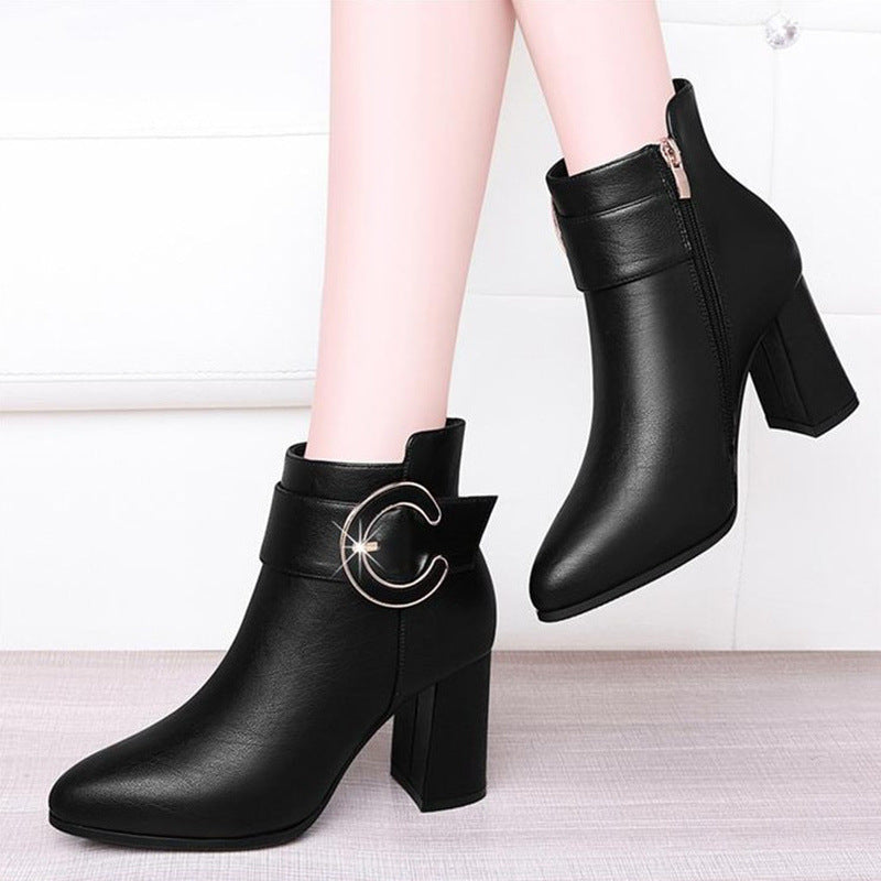 Dame elegante Ankle Boots med moderne spænde-applikation Stilla