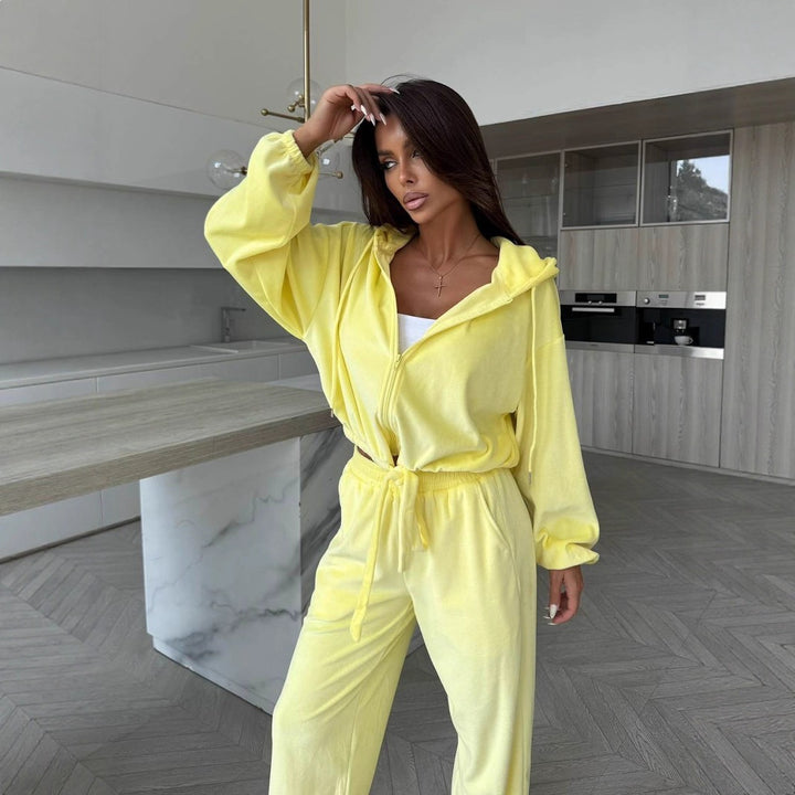 Kvinders hyggelige fleece loungewear sæt med praktisk hætte og elastisk taljebundet