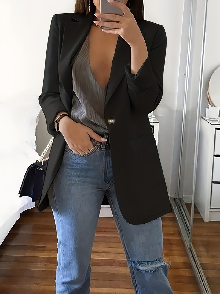 Dame stilfuld blazer med moderne snit og elegante detaljer Stilla