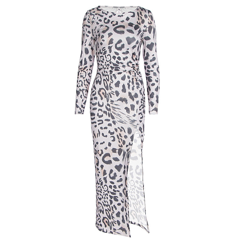Dame Maxi-kjole med elegant dyreprint og splitdesign Stilla