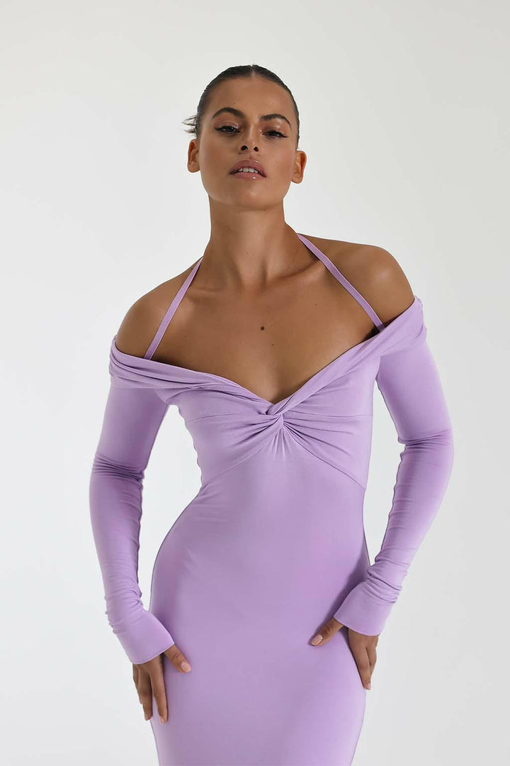 Dame Maxikjole med Off-Shoulder Design og elegant slids Skovae