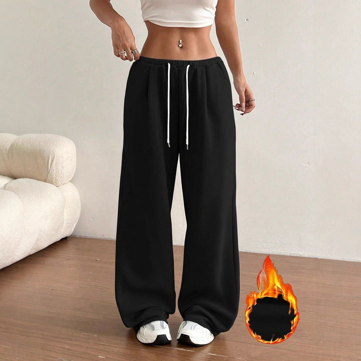 Kvindernes komfortable sweatpants med en afslappet skæring og sidelommer Stilla