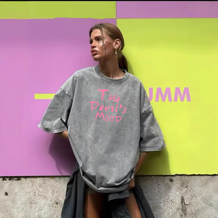 Damer Oversized T-shirt med stilfuld statement-tryk og behagelig pasform Stilla