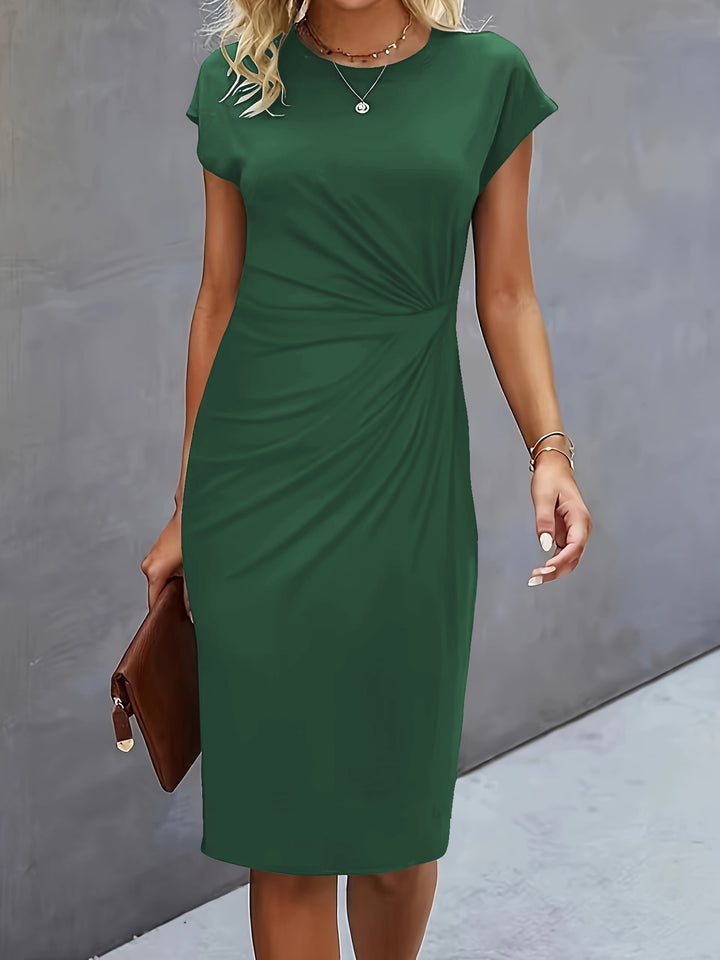 Dame figurtilpasset omslagkjole med trendy draperinger og klassisk snit Skovae