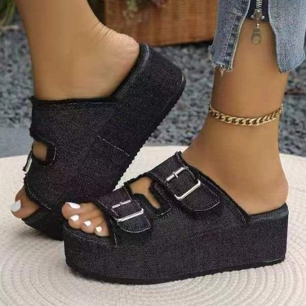 Dame Wedge-pantoletten med moderne camouflage-design og justerbar rem Stilla