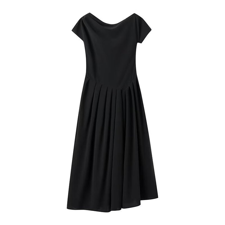 Dame Elegant maxikjole med flydende snit og smigrende draperingsdesign Stilla