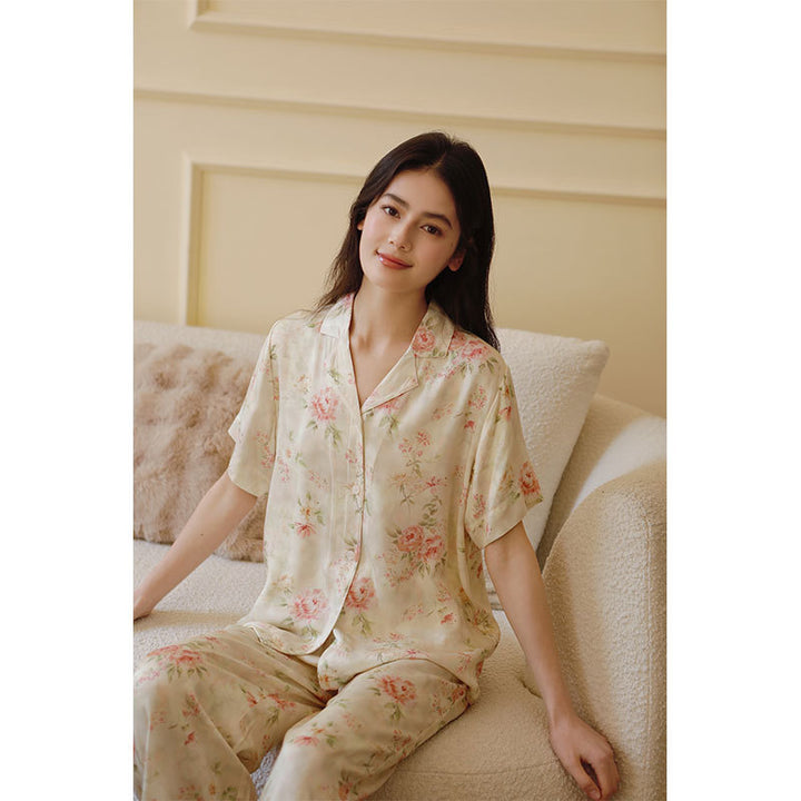 Dame Satin Pyjamas-Sæt med frisk blomsterdesign og elegant snit Stilla