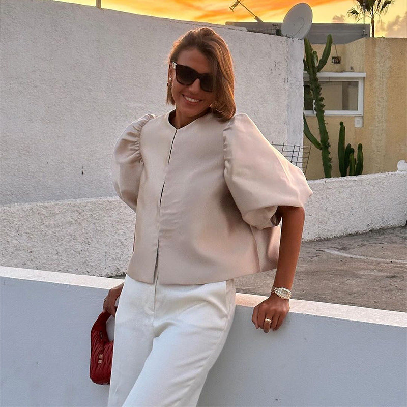 Dame stilfuld bluse med puffærmer Skovae