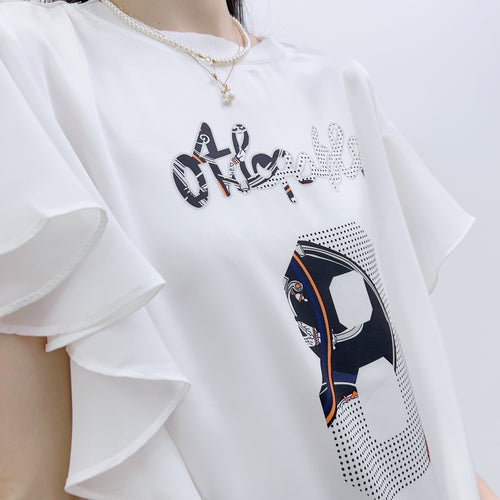 Dame T-shirt med aftagelige flæsedetaljer og kreativt tryk Stilla