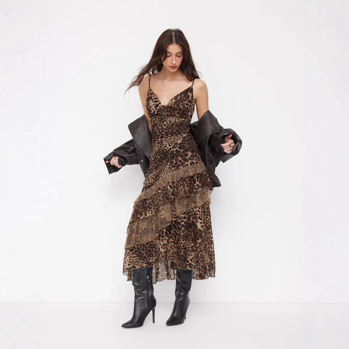 Dame elegant midi kjole med asymmetrisk flæse og dyreprint Skovae