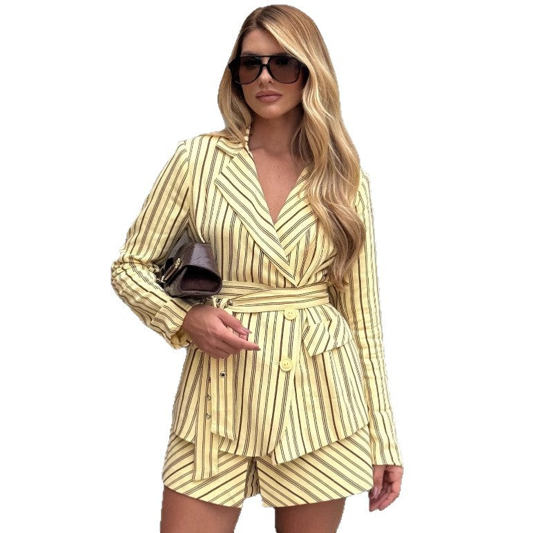 Dame Stilfulde og elegante blazer-shorts-sæt med stribet design Stilla