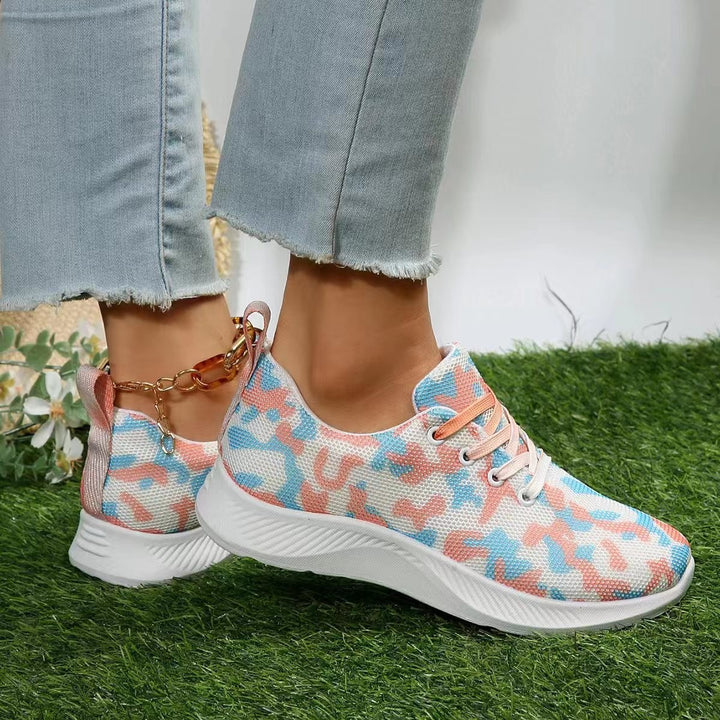 Dame Sporty Sneakers med elastisk overdel og fashionable kæde-design Stilla