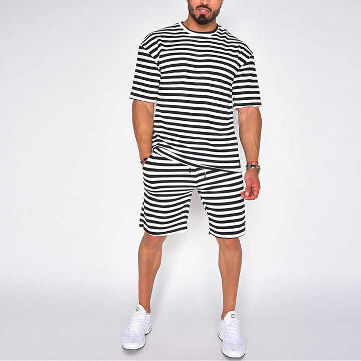 Herrer stribet fritids-sæt med afslappet T-shirt og shorts Stilla