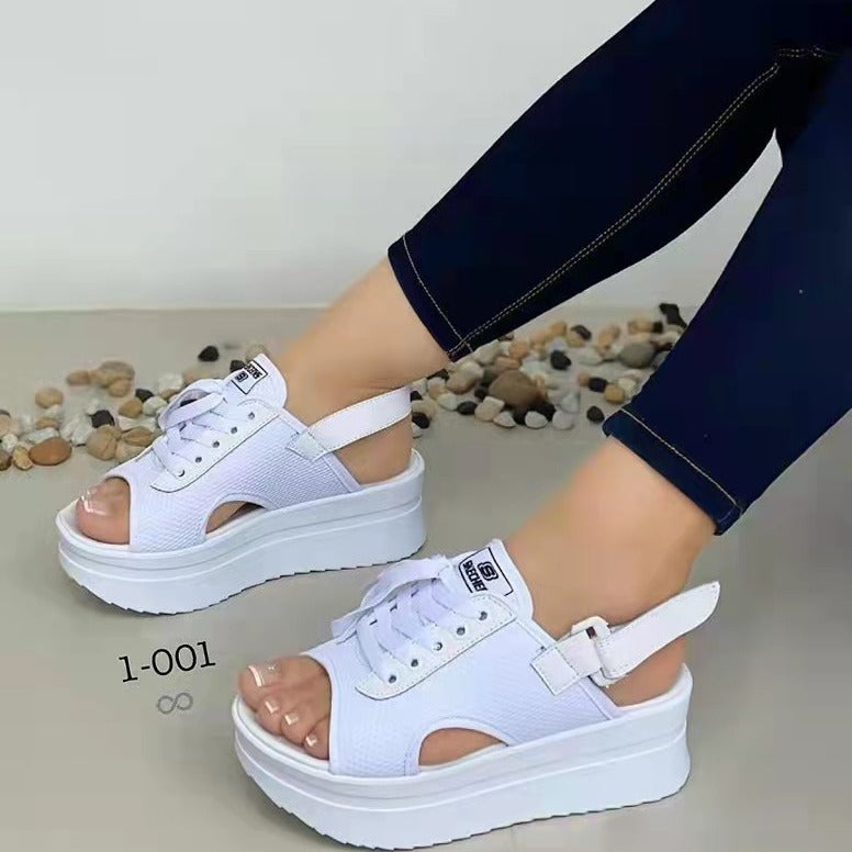 Dame kombineret sandaler med luftig mesh-overflade og moderigtigt platform-design Stilla