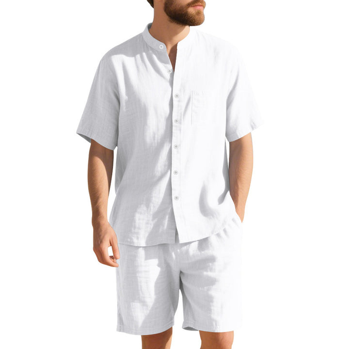 Herren fritidstøj med kortærmet button-down skjorte og elastiske shorts Stilla