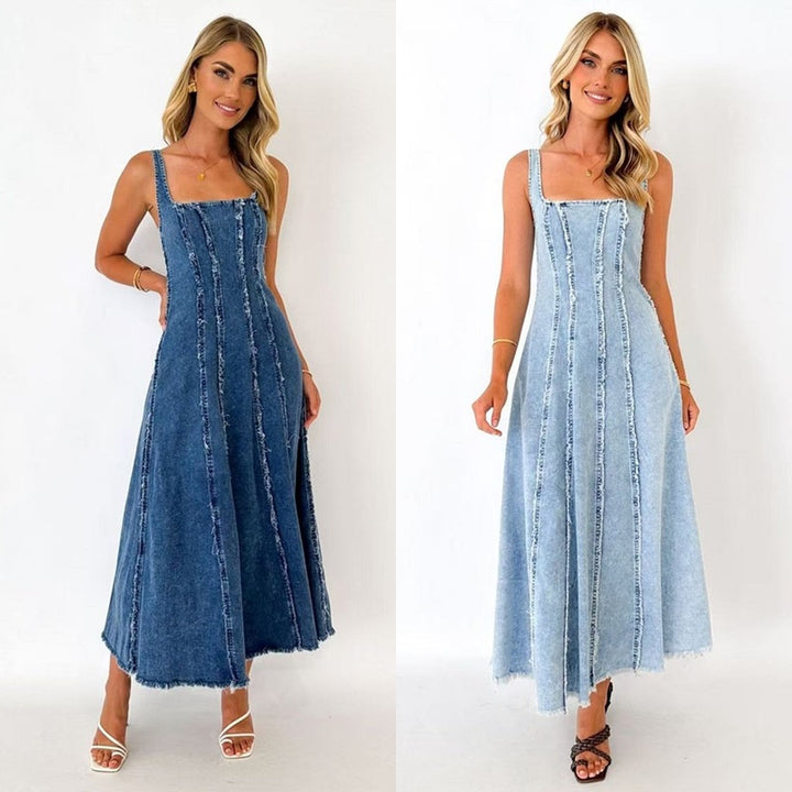 Dame Maxikjole i denim med moderne cut-out-detaljer og spidse stropper Stilla