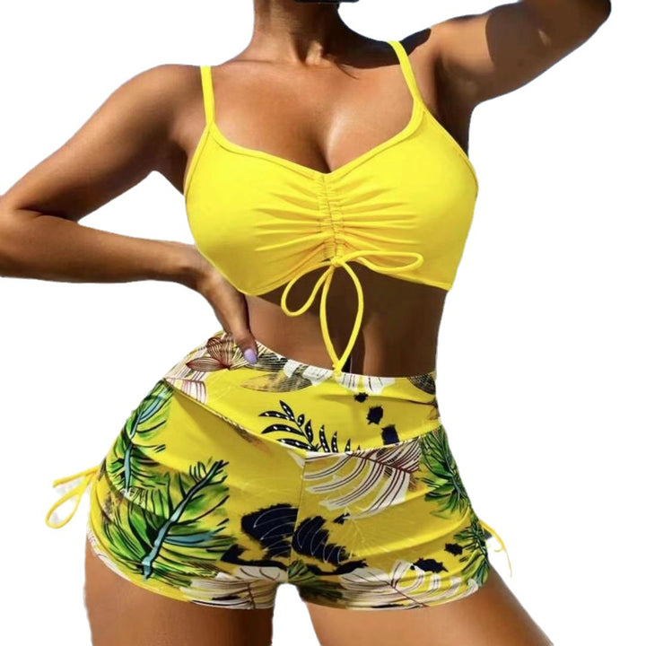 Dame bikini-sæt med justerbar top og trendy shorts Stilla