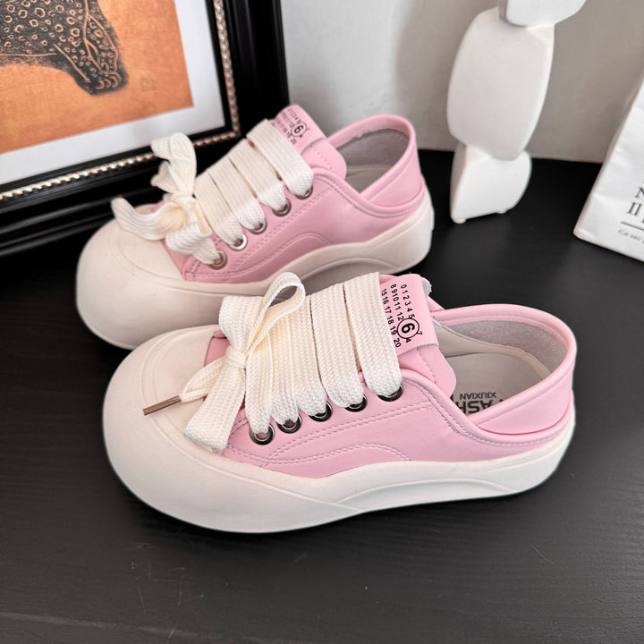Dame Sneakers i urban stil med komfortabel snøresystem og moderne kappe Stilla