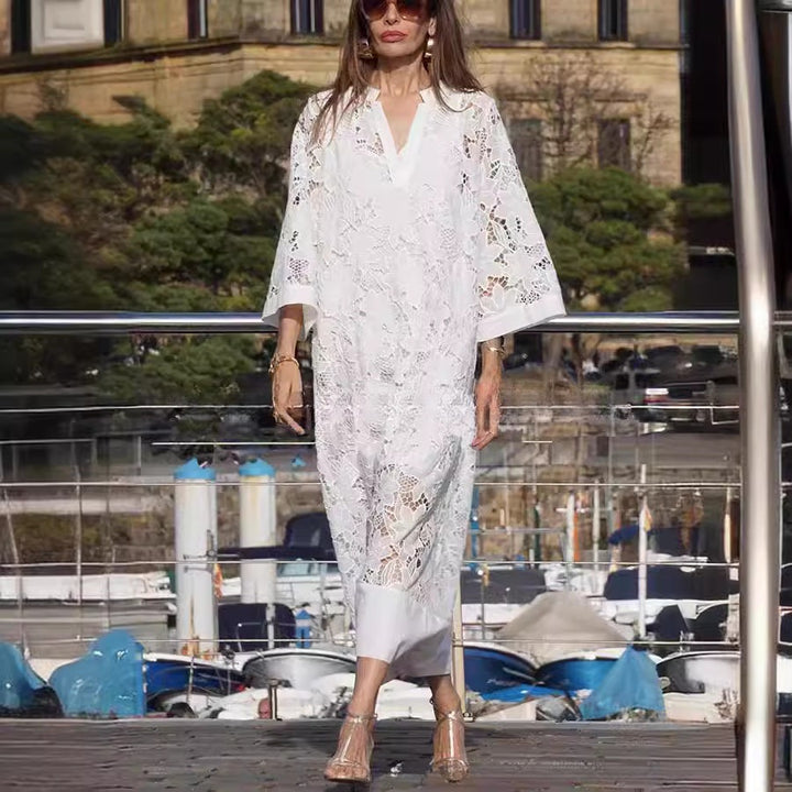 Dame spidskjole i boho-stil med fine detaljer Stilla
