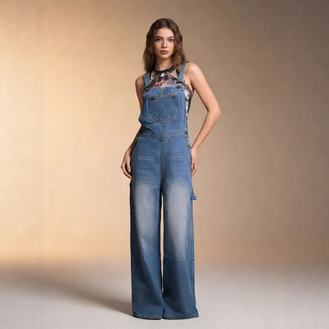 Dame overalls i en afslappet oversized pasform med funktionelle sidelommer Skovae