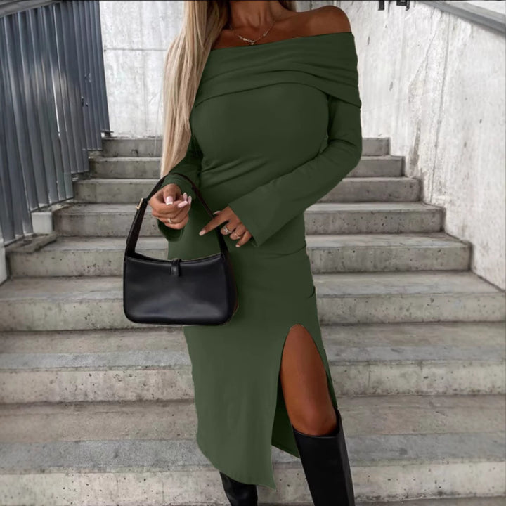 Dame Off-Shoulder Kjole med elegant slidser og lange ærmer Stilla