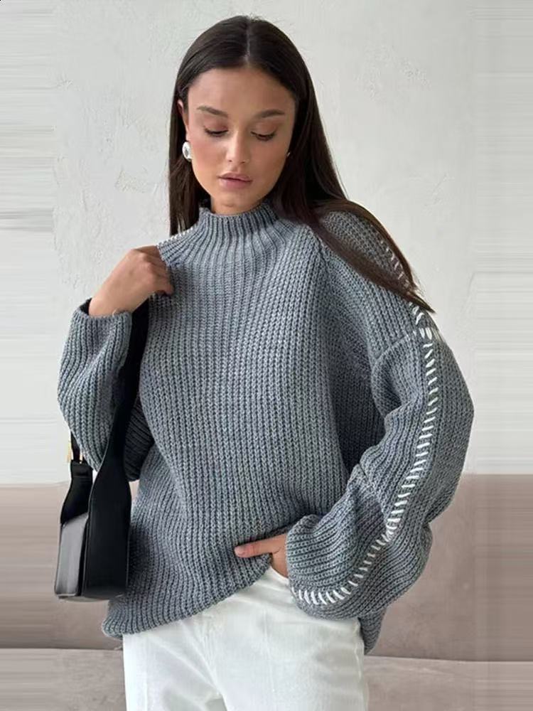Dame hyggelig sweater med høj krave og struktureret strikkemønster Stilla