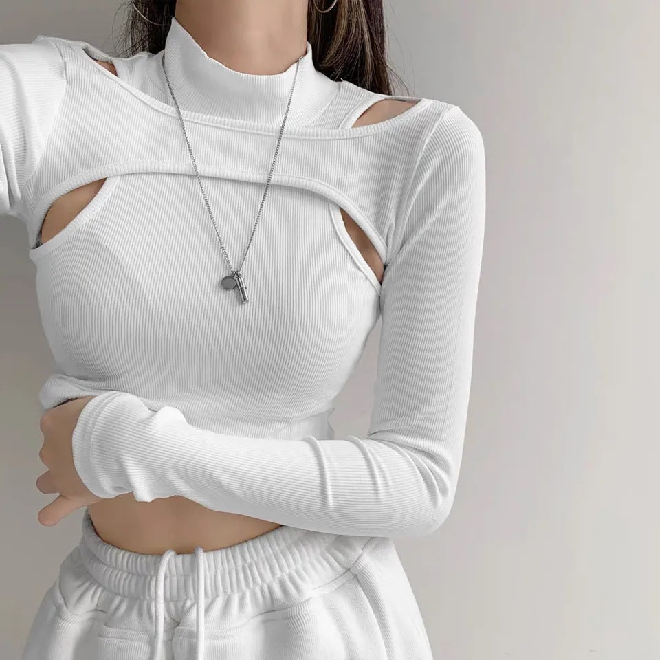 Dame trendy top med cut-outs og høj krave Skovae