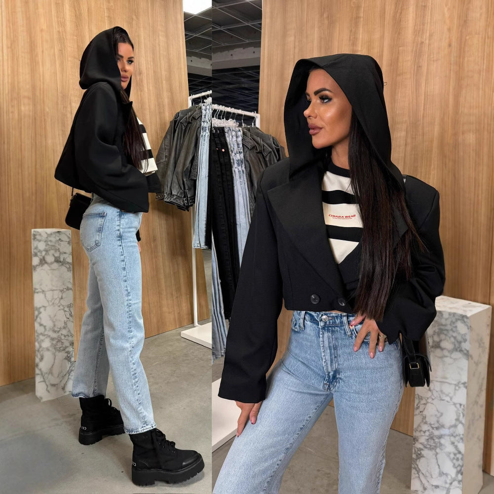 Damer Cropped Blazer med oversized snit og klassisk revers Stilla