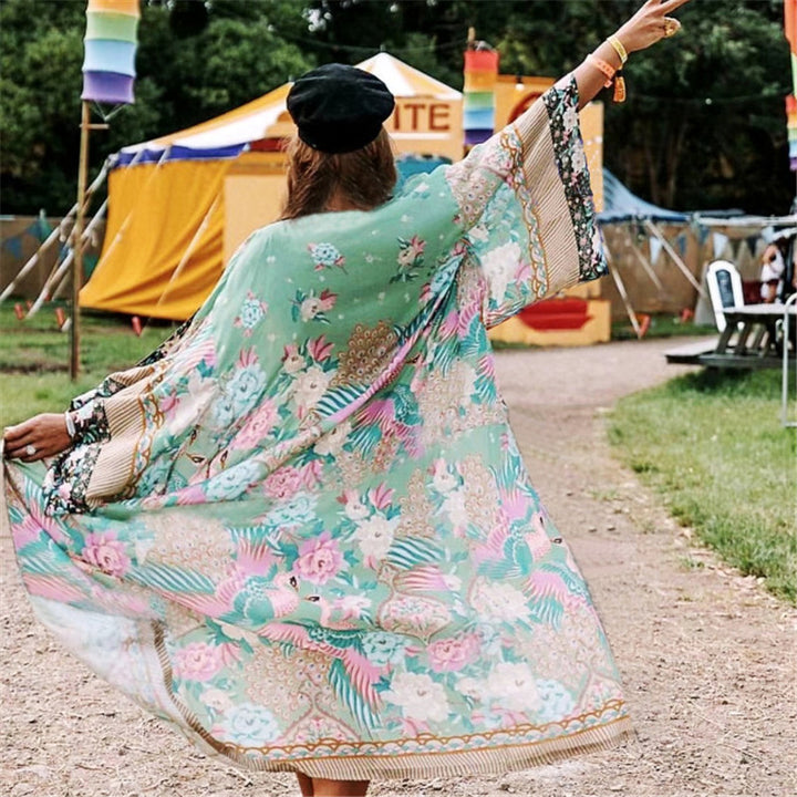 Dame luftig kaftan med blomsterdesign og brede ærmer Stilla
