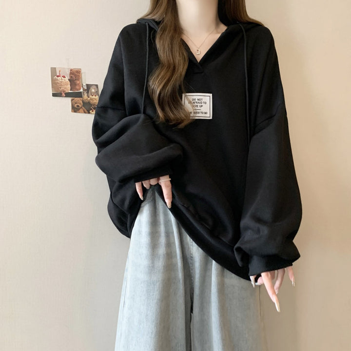 Femme Oversized Hoodie med unikt grafisk detalje Stilla
