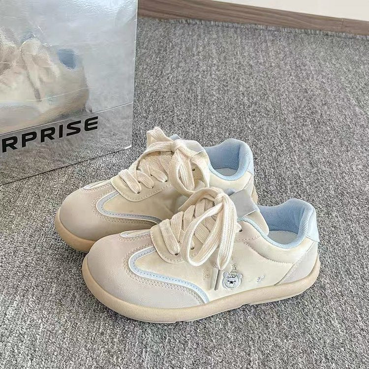 Dame fritids sneakers med dæmpende sål og moderne design Stilla