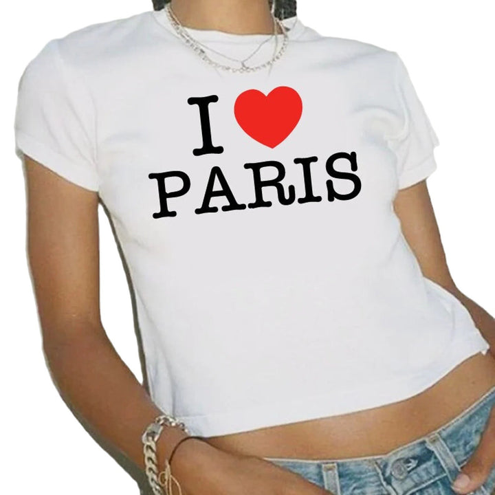 Dame Crop-T-Shirt med kunstnerisk statementtryk Skovae