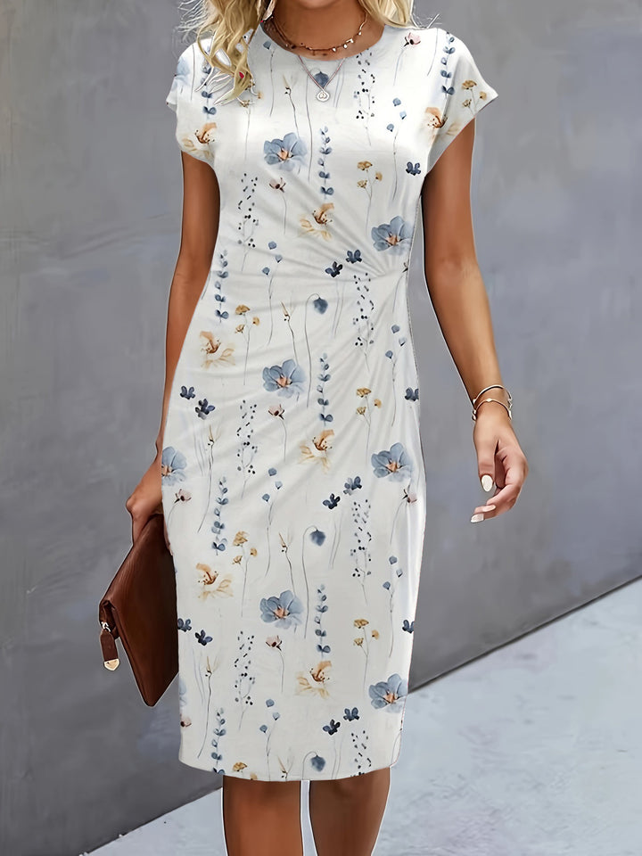 Dame figurtilpasset omslagkjole med trendy draperinger og klassisk snit Skovae