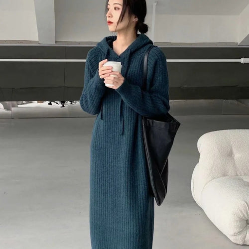 Femme Cozy Strik-Hoodie-Kjole Stilla