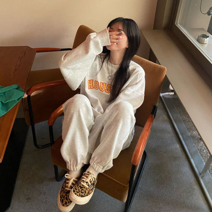 Kvinders komfortable oversized sweatshirt-buks kombination Skovae