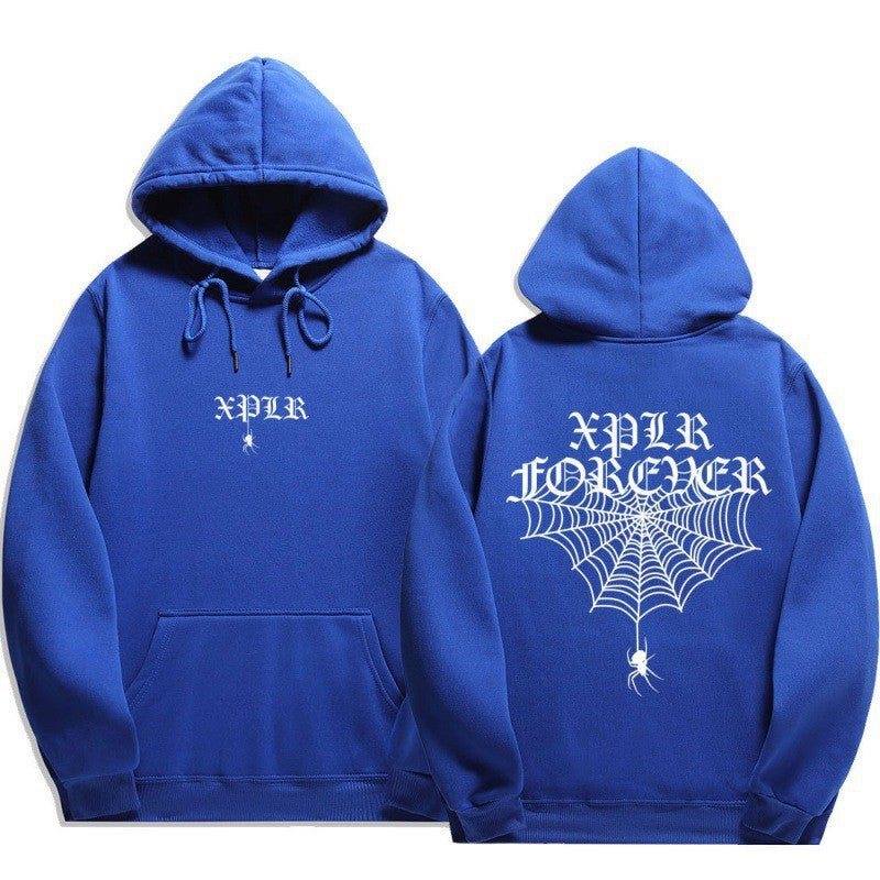 Kvinders hoodie med seje grafiske prints og kængurulomme Skovae